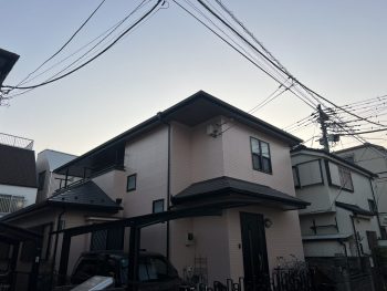 小金井市緑町〜189万円でフッ素の一戸建ての屋根壁塗装した施行事例