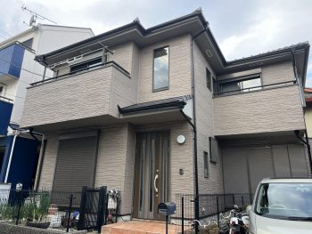 小金井市貫井南町〜130万円で一戸建ての屋根壁塗装した施行事例