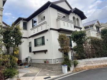 小金井市中町にて〜125万円で一戸建ての屋根壁塗装した施行事例